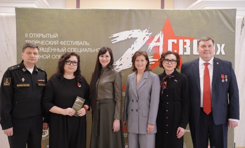 Минувшая неделя в культурной жизни Заполярья запомнилась масштабным событием, объединившим профессионалов сцены, военнослужащих и неравнодушных зрителей